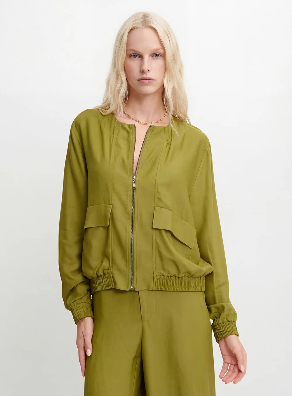 Jaqueta Verde Oliva Alfaiataria Feminina Regular - Sommer - Imagem 3
