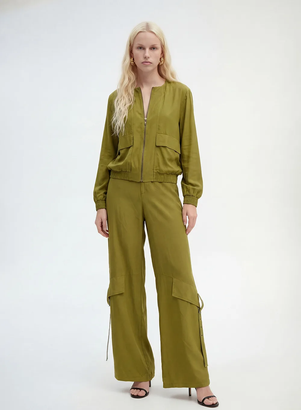 Jaqueta Verde Oliva Alfaiataria Feminina Regular - Sommer - Imagem 4